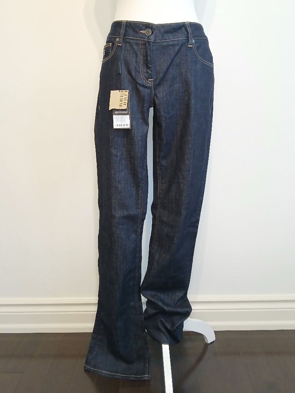 NWT Burberry Brit Islington Y2K Bootcut Jeans Inseam 36" (tall) Size 30